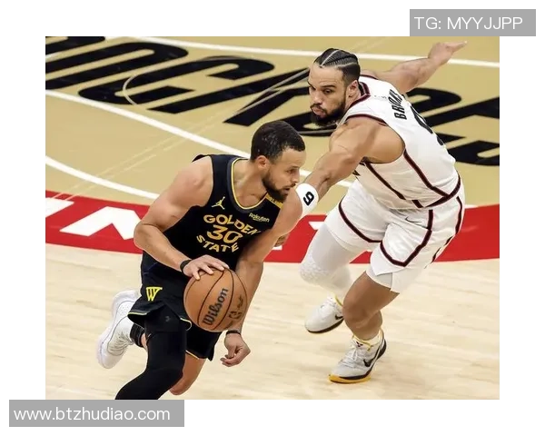 火箭队与勇士队29号精彩直播对决全程回顾与分析