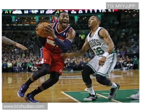 雄鹿与小牛的激烈对决分析及篮彩投注策略探讨